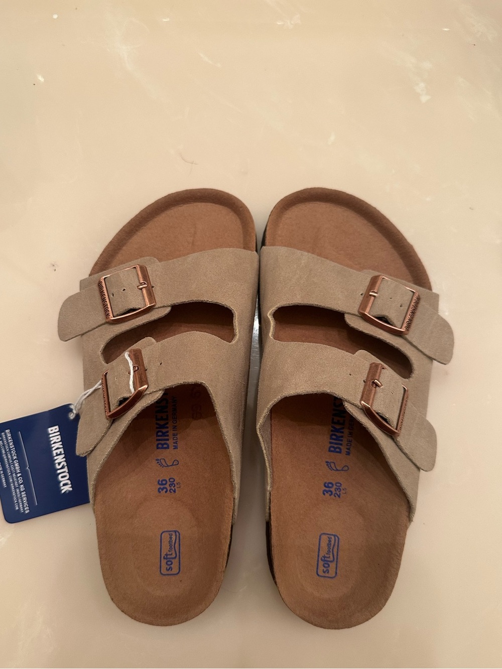 Birkenstock Arizona Suede Sandals in Taupe. Size 6